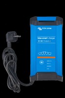 VICTRON BLUESMART IP22 CHARGER 12/30  230V